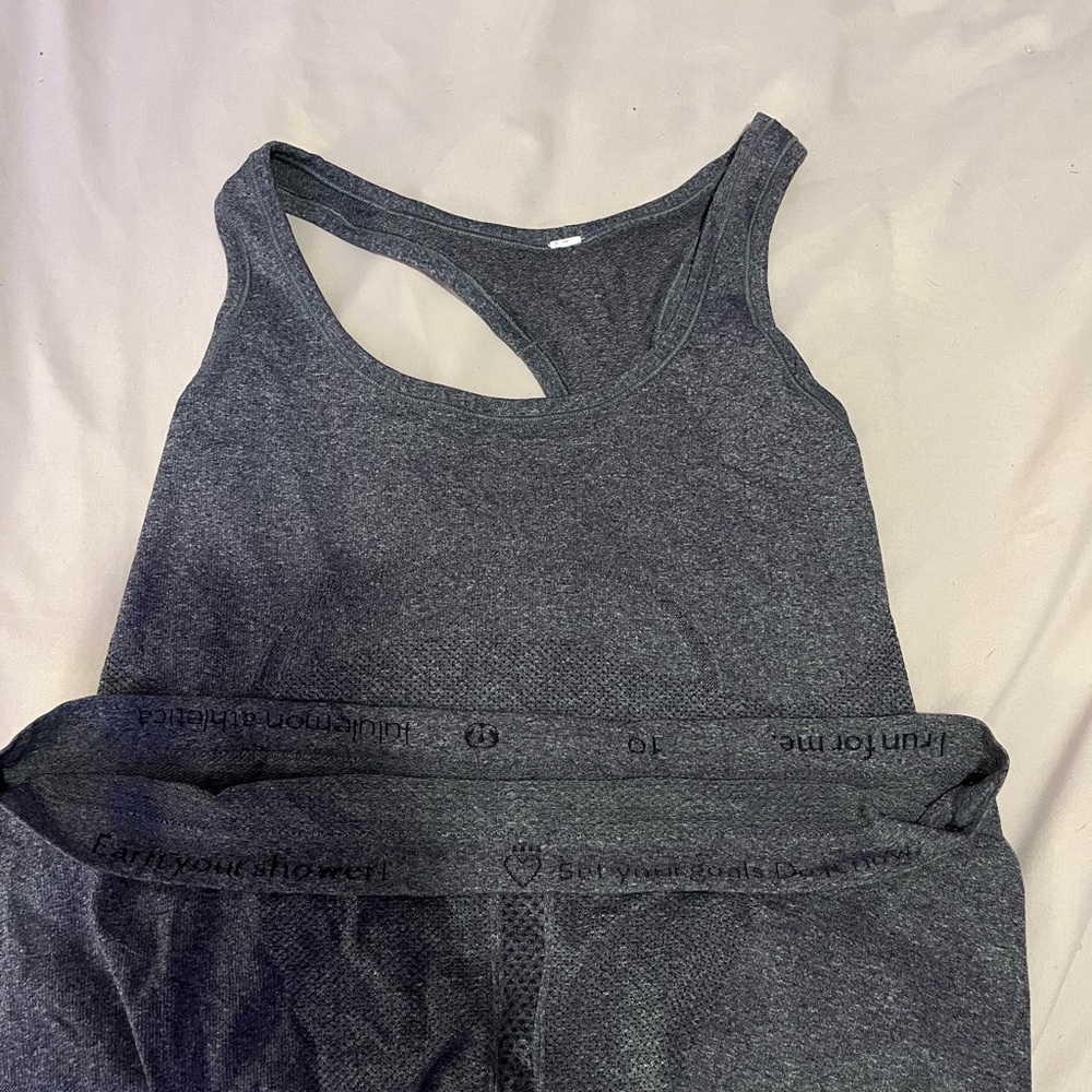 Lululemon Swiftly Tech Racerback Tank - Picture 2 of 3